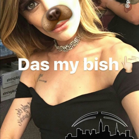 ISO REFORMATION DRESS - NOT SELLING - Picture 4 of 5